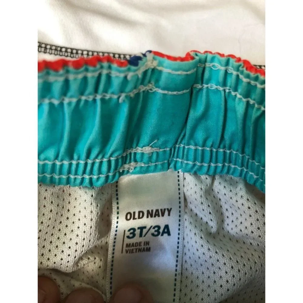 old navy Boys size 3t swim suit set rash guard shorts octopus pool